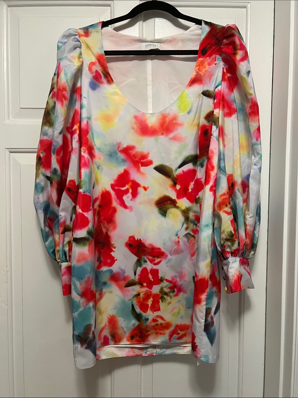 NWT One33 Social Floral Watercolor Puff-Sleeve Mini Dress